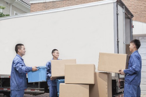 Professional packing and transport for Beckton moves
