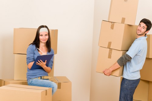 Beckton removals company handling a smooth relocation
